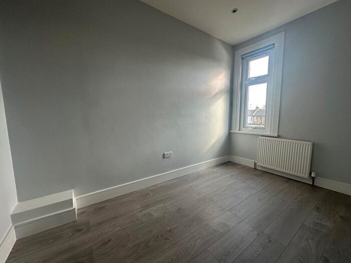 1 Bedroom Property To Rent In Selborne Road, Ilford, IG1