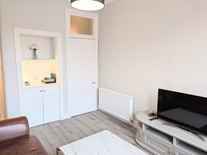 1 Bedroom Flat To Rent In Westclyffe Street, Shawlands, Glasgow, G41