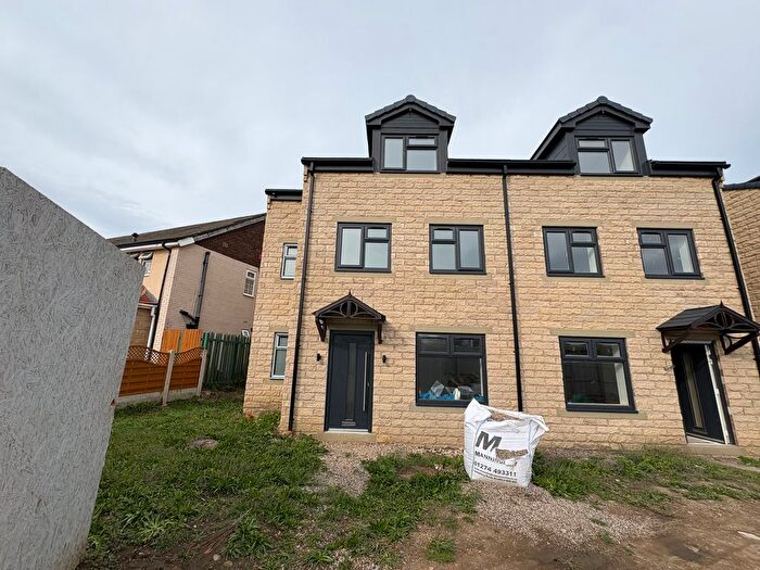 5 Bedroom Semi-Detached House For Sale In Bell Dean Road, Bradford, BD15