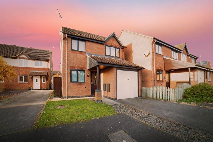 3 Bedroom Detached House For Sale In King Edwins Close, Edwinstowe, Mansfield, NG21