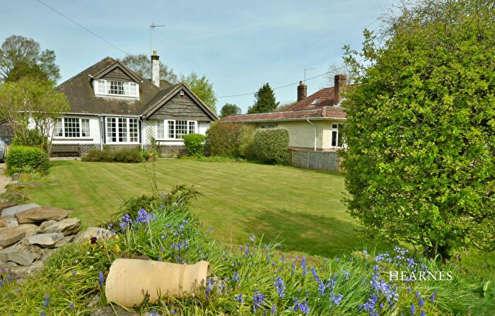 3 Bedroom Detached House For Sale In Dullar Lane, Sturminster Marshall, BH21