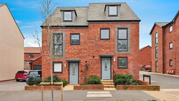 3 Bedroom Detached House For Sale In Dowsell Way, Yate, Bristol, BS37