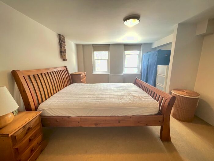 1 Bedroom Flat To Rent In Gypsy Road, Crystal Palace, SE27