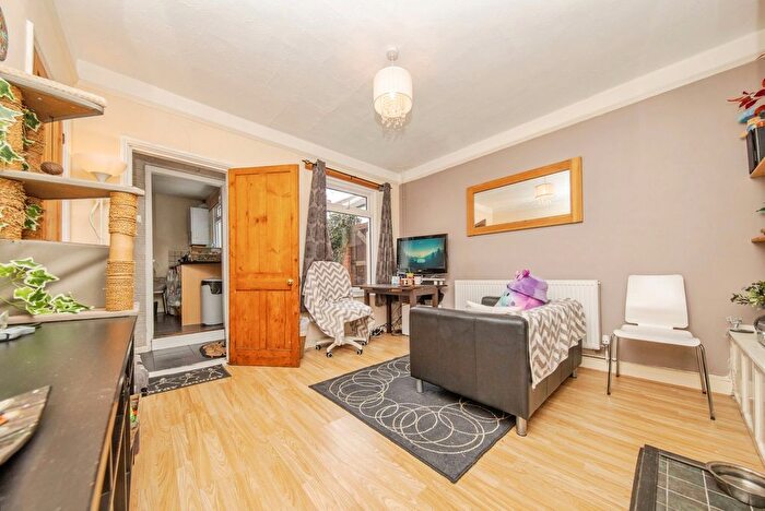 3 Bedroom End Terrace House For Sale In Newson Street, Ipswich, Suffolk, IP1