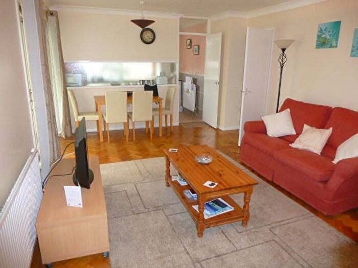 2 Bedroom Bungalow To Rent In Chamberlain Row, Dinas Powys, CF64