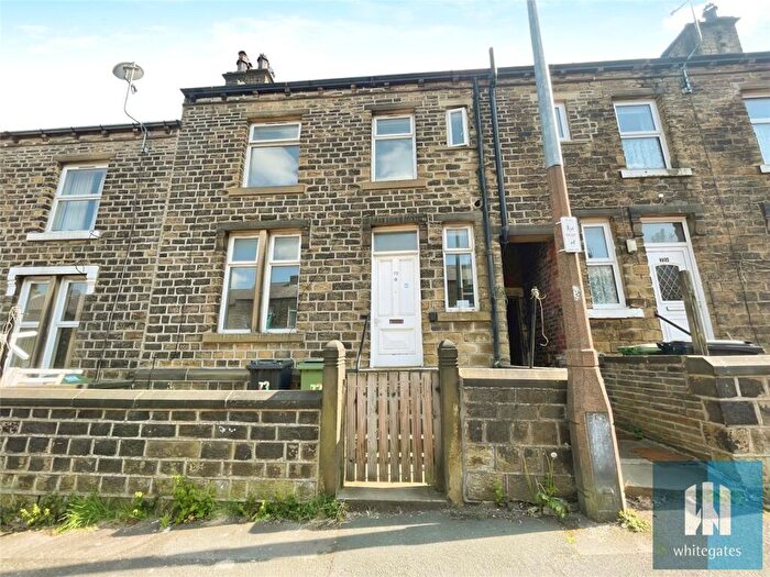3 Bedroom Terraced House To Rent In Crosland Street, Crosland Moor, Huddersfield, HD4