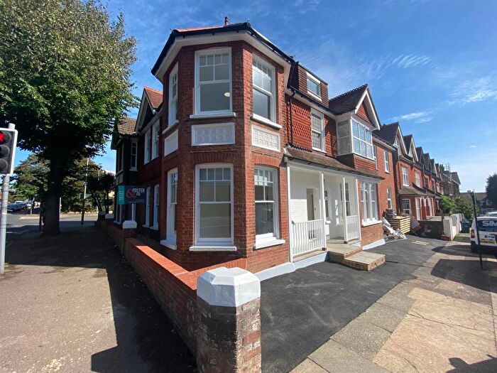 Flat To Rent In Caburn Road, Hove, BN3