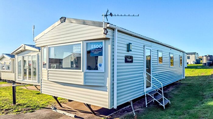 3 Bedroom Park Home For Sale In Seatown, Lossiemouth, IV31