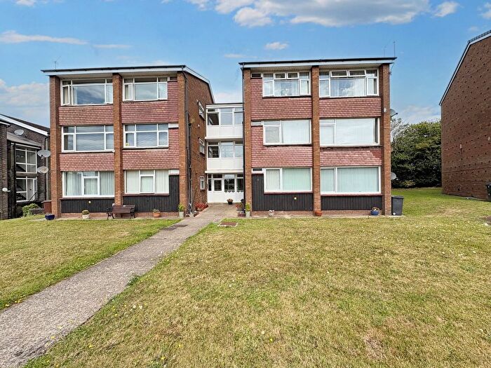 2 Bedroom Flat For Sale In Chulmleigh Close, Rumney, Cardiff, CF3