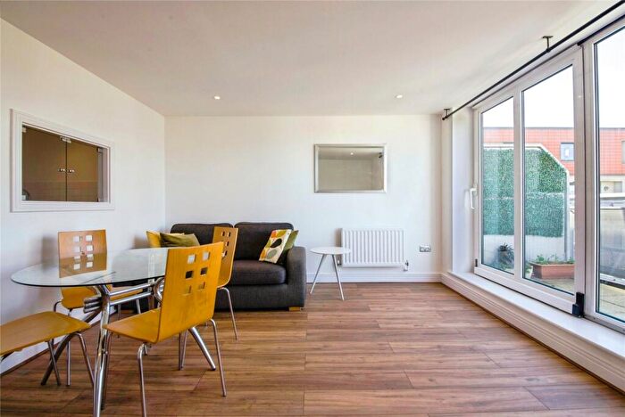 1 Bedroom Apartment To Rent In Wards Wharf Approach, London, E16