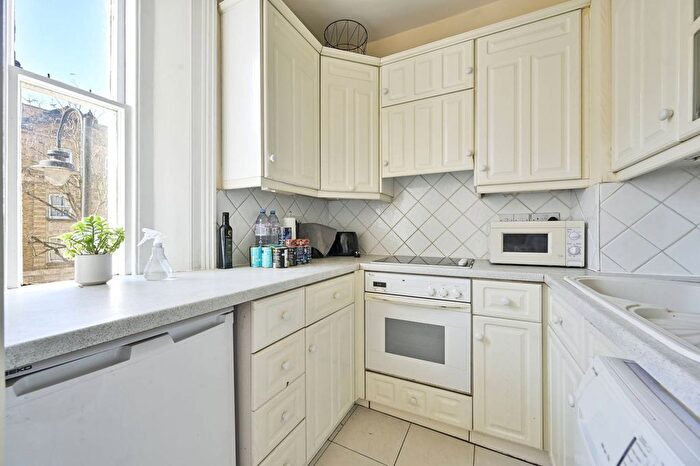1 Bedroom Flat To Rent In Oakley Street, Chelsea, London, SW3