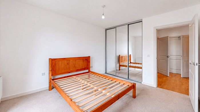 1 Bedroom Flat To Rent In High Road Leyton, E10