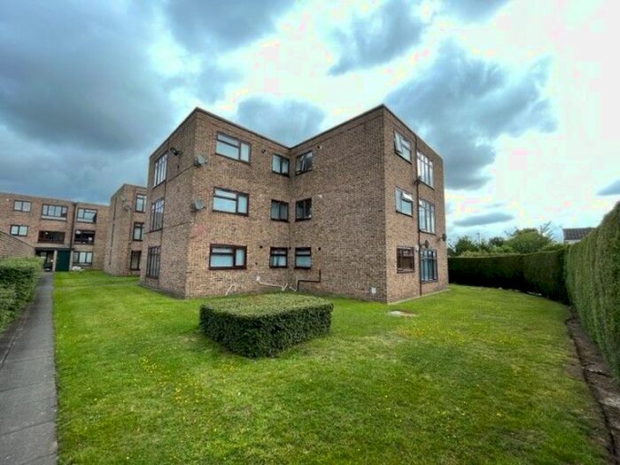 1 Bedroom Flat To Rent In Heathmere Drive, Birmingham, B37
