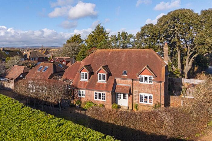 5 Bedroom Detached House For Sale In Honey Lane, Angmering, BN16