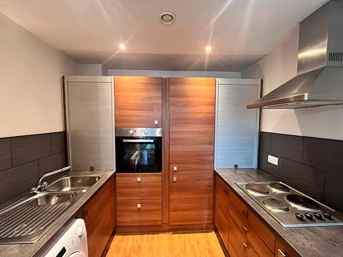 1 Bedroom Flat To Rent In Quebec Building, M3