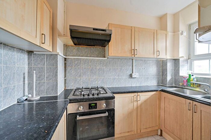 4 Bedroom Flat To Rent In Falmouth Road, Borough, London, SE1