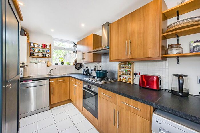 2 Bedroom Terraced House For Sale In Albany Road, Walthamstow, E17