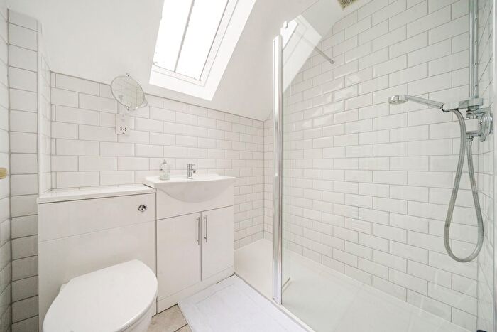 3 Bedroom Semi-detached House For Sale In Chestnut View, Alvescot, Bampton, Oxfordshire, OX18