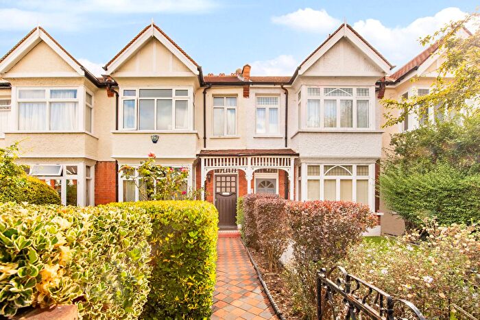 4 Bedroom Terraced House To Rent In St. Margarets Road, Twickenham, TW1