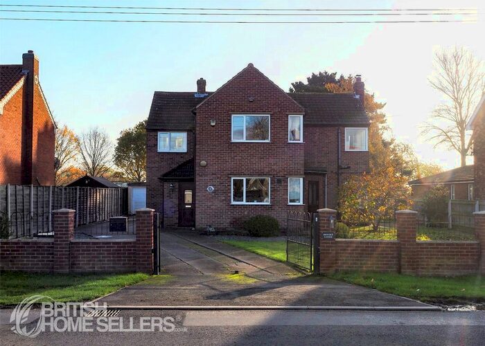 4 Bedroom Detached House For Sale In College Road, East Halton, Immingham, Lincolnshire, DN40