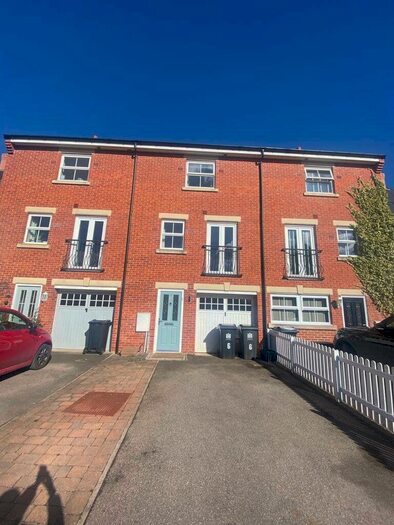4 Bedroom House To Rent In Nursey Lane, Darlington, DL2