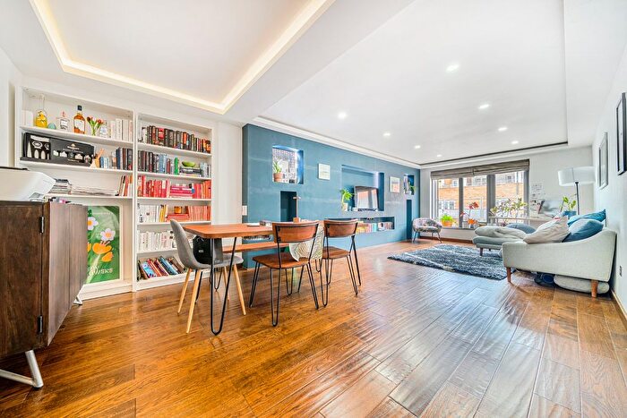 2 Bedroom Flat For Sale In Odessa Street, London, SE16