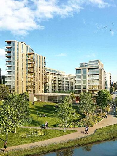 2 Bedroom Flat To Rent In Dragonfly Walk, Woodberry Down, N4