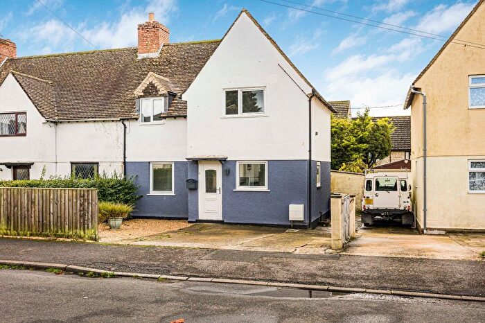 3 Bedroom End Of Terrace House To Rent In Springfield Road, Cirencester, Gloucestershire, GL7