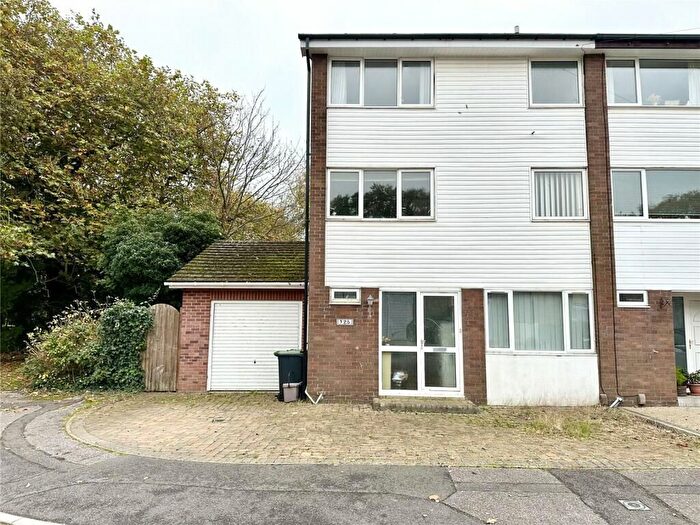 5 Bedroom Town House For Sale In Mude Gardens, Christchurch, Dorset, BH23