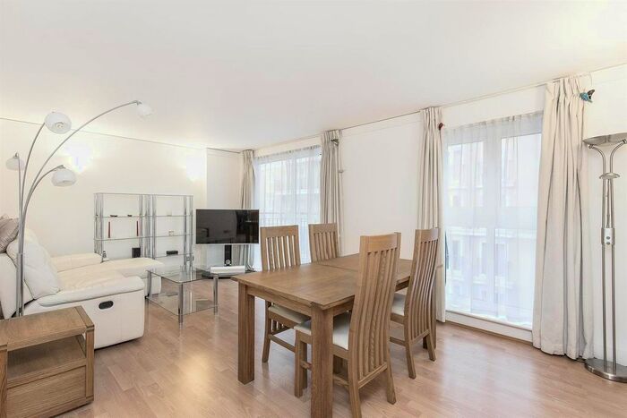 2 Bedroom Flat To Rent In Artillery Mansions, Victoria Street, London, SW1H