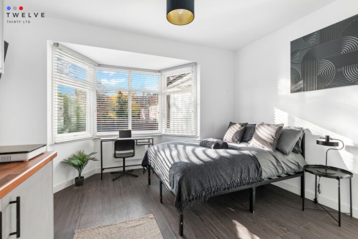 Studio To Rent In Upper Tulse Hill, London, SW2