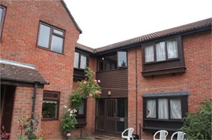 1 Bedroom Flat To Rent In Chinook, Highwoods, Colchester, Essex., CO4