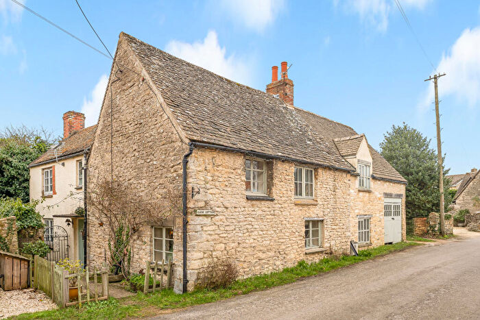 5 Bedroom Detached House For Sale In Bell Lane, Cassington, Oxfordshire, OX29