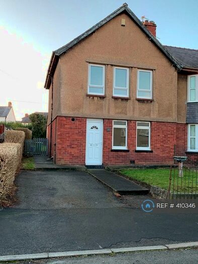 3 Bedroom Semi-Detached House To Rent In Lon Ogwen, Bangor, LL57