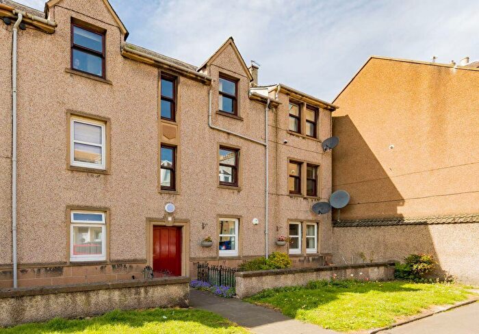 2 Bedroom Flat For Sale In B Bush Street, Musselburgh, EH21
