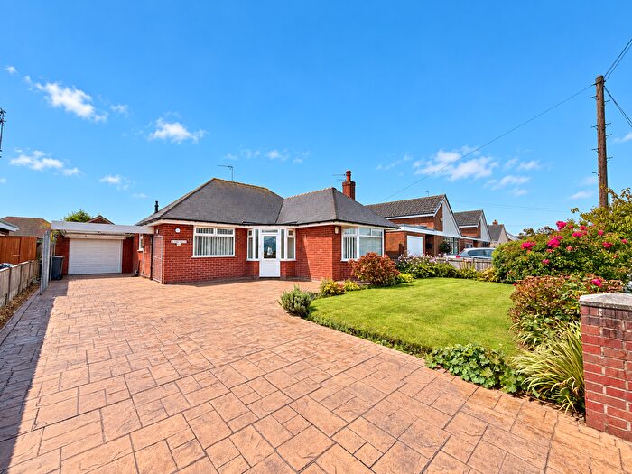 2 Bedroom Bungalow For Sale In Calder Avenue, Thornton, FY5