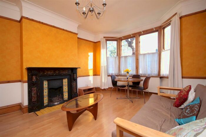 1 Bedroom Flat To Rent In James Lane, London E10