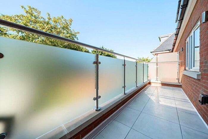 4 Bedroom Terraced House To Rent In Vansittart Road, Windsor, SL4