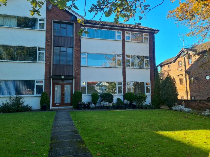 2 Bedroom Flat To Rent In Forest Court, Prenton, Wirral, Merseyside, CH43