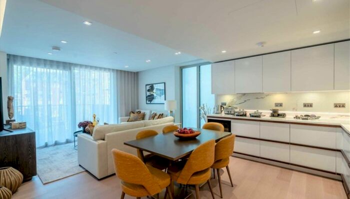 3 Bedroom Flat To Rent In West End Gate, Paddington W2
