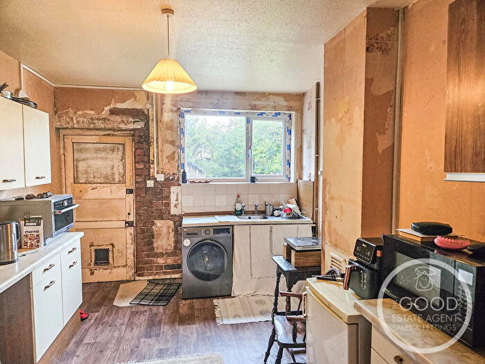 3 Bedroom Terraced House For Sale In Hampson Crescent, Handforth, SK9