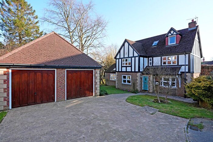 5 Bedroom Detached House For Sale In Slayleigh Delph, Fulwood, Sheffield, S10