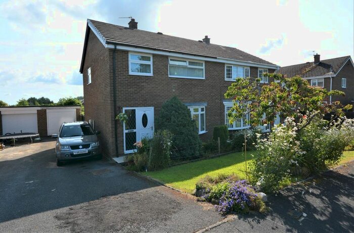 3 Bedroom Semi-Detached House For Sale In Quarry Farm Close, Hunwick, Crook, DL15