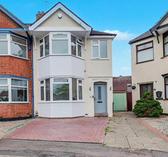 3 Bedroom Semi Detached House For Sale In St. Nicolas Road, Nuneaton, CV11