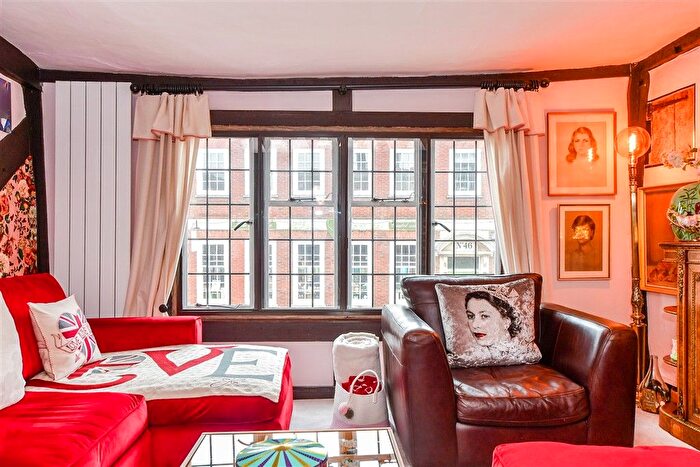 3 Bedroom Property For Sale In High Street, Tenterden, Kent, TN30