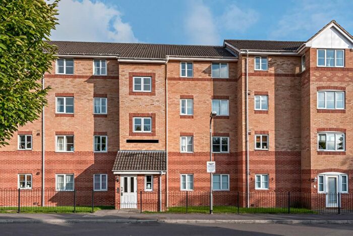 2 Bedroom Flat To Rent In Priestley Court, High Wycombe, HP13