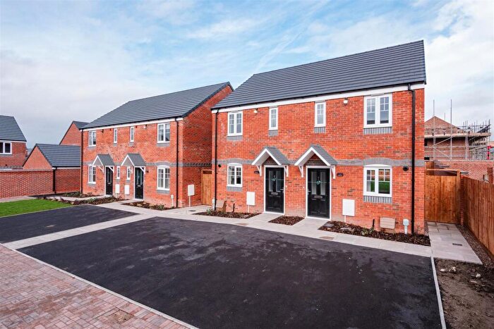 2 Bedroom Terraced House To Rent In Calvert Lane, Hull, HU4