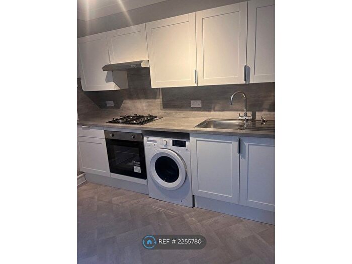 2 Bedroom Flat To Rent In Bembridge Street, Brighton, BN2