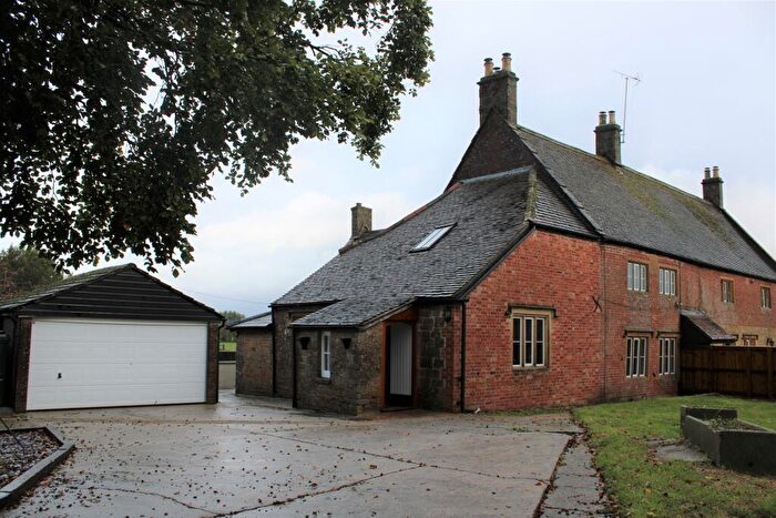 5 Bedroom Semi-Detached House To Rent In Tintinhull, BA22