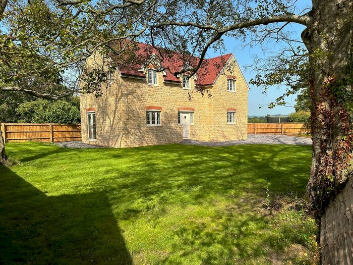 3 Bedroom Detached House To Rent In Cheriton Street, Templecombe, BA8